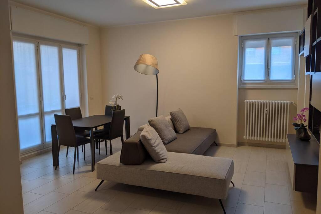 Modern Apartment - Como Centro Dış mekan fotoğraf
