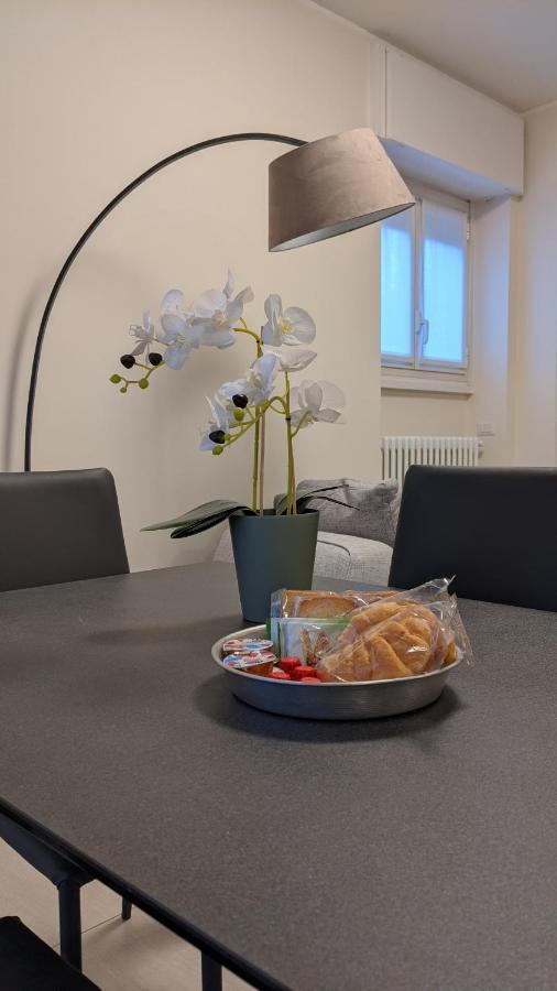Modern Apartment - Como Centro Dış mekan fotoğraf